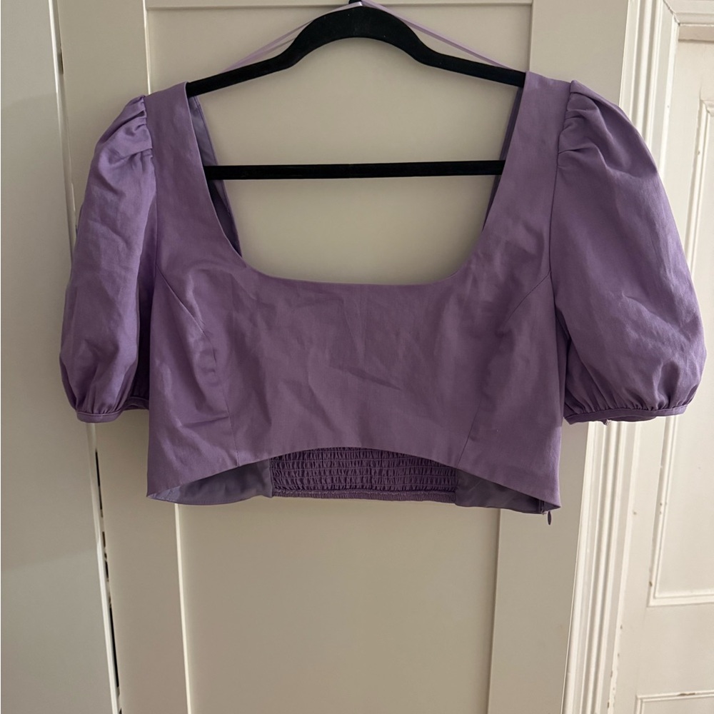 Dynamite Lilac Puff Sleeve Crop Top